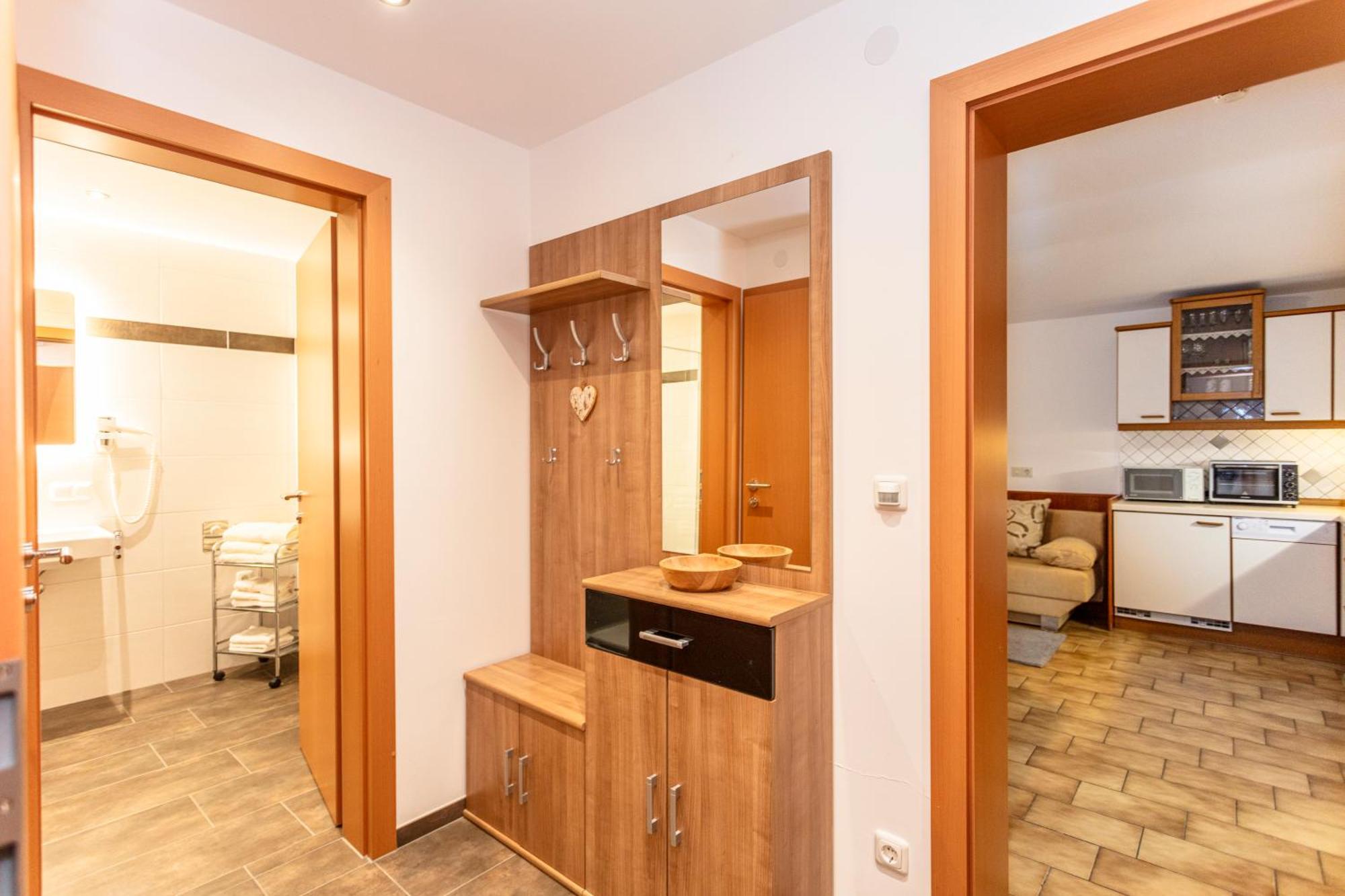 Fruehstueckshotel Birkenhof เราริส ภายนอก รูปภาพ
